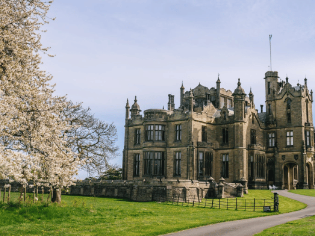 Allerton-Castle-800-×-400px-7