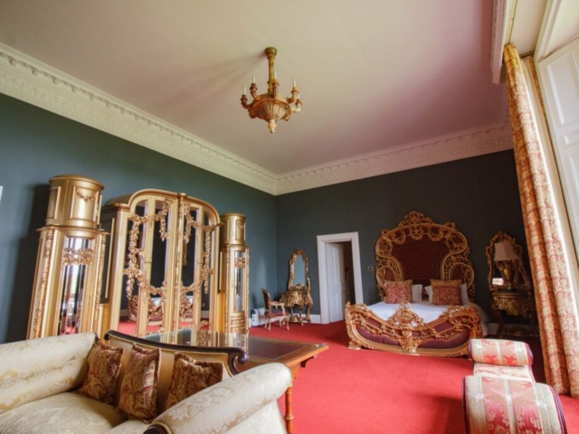 Palace Suite-min